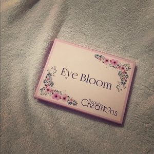 Beauty Creations ( Eye Bloom ) Makeup palette 🌹